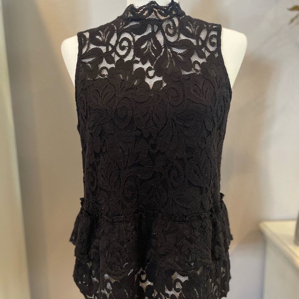 New Express Black Lace Sleeveless Peplum Top